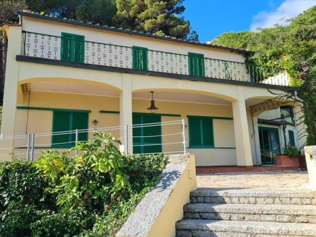 Villa Le Sprizze A Bordo Del Mare - Goelba Marciana Marina  Exterior photo