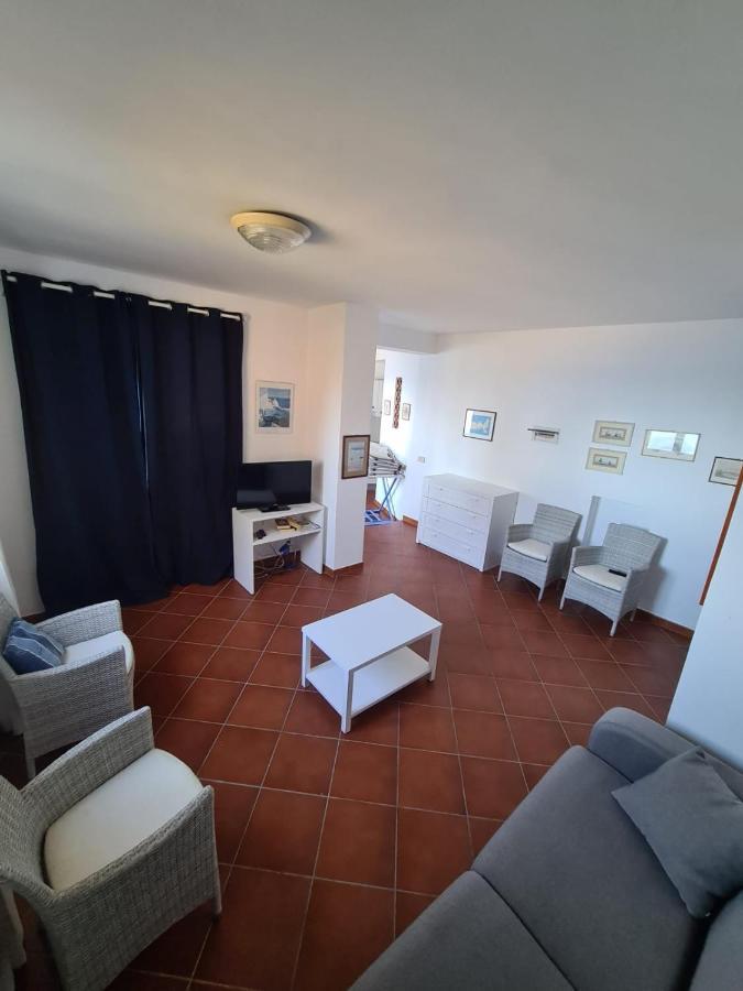 Villa Le Sprizze A Bordo Del Mare - Goelba Marciana Marina  Exterior photo